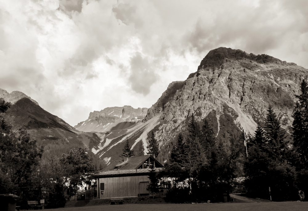 Arosa_B&W